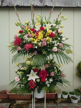 開店祝いスタンドお届けしました。｜「フラワーショップたなか」　（新潟県三条市の花キューピット加盟店 花屋）のブログ